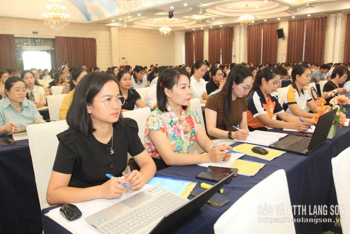 Đại biểu tham dự tập huấn