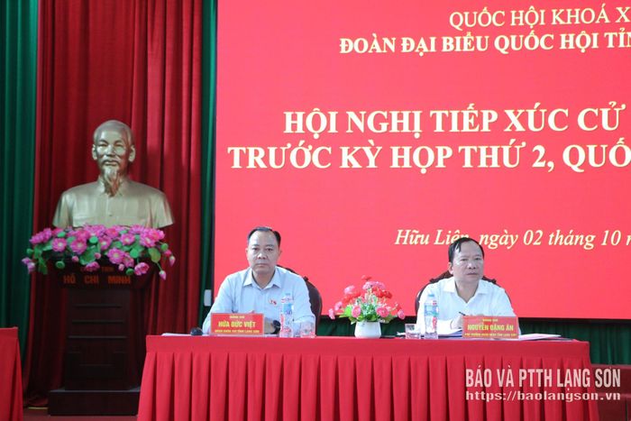 Đoàn đại biểu Quốc hội tỉnh lắng nghe các ý kiến, kiến nghị của cử tri