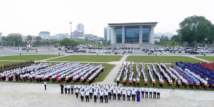 Quang cảnh buổi lễ.