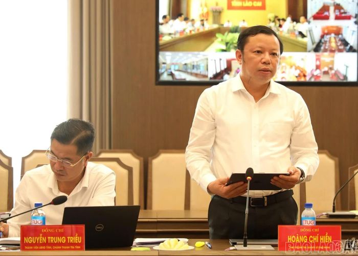 Các đại biểu phát biểu tham luận tại hội nghị.