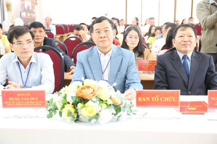 Các đại biểu tham dự