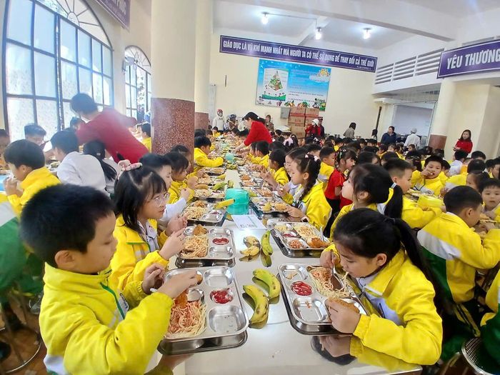 Từ đầu năm học 2026 - 2027 đến nay, Lâm Đồng chưa ghi nhận vụ ngộ độc thực phẩm nào
