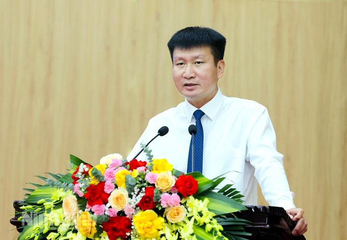 Đồng chí Trần Huy Tuấn, Ủy viên Trung ương Đảng, Bí thư Tỉnh uỷ phát biểu khai mạc Hội nghị.