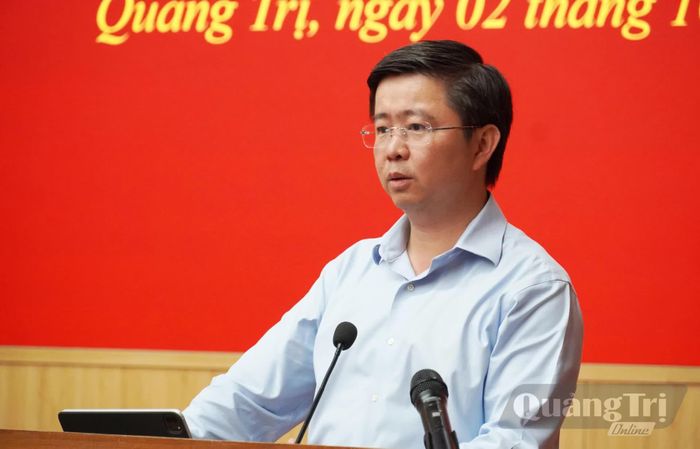 Đồng chí Bùi Hoàng Phương, Chủ tịch UBND yêu cầu đánh giá mức độ hoàn thành nhiệm vụ của các đơn vị, cá nhân gắn với tiến độ, chất lượng và thời gian xử lý công việc - Ảnh: X.P