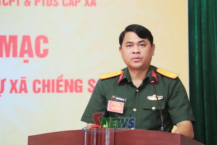 Lãnh đạo Bộ Chỉ huy Quân sự tỉnh phát biểu đánh giá cuộc diễn tập.