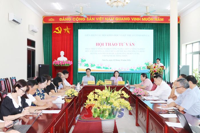 Hội thảo Phát triển nông nghiệp công nghệ cao và nông nghiệp hữu cơ.