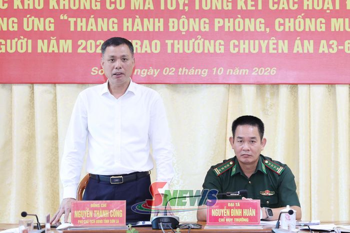 Đồng chí Nguyễn Thành Công, Phó Chủ tịch UBND tỉnh, phát biểu tại hội nghị