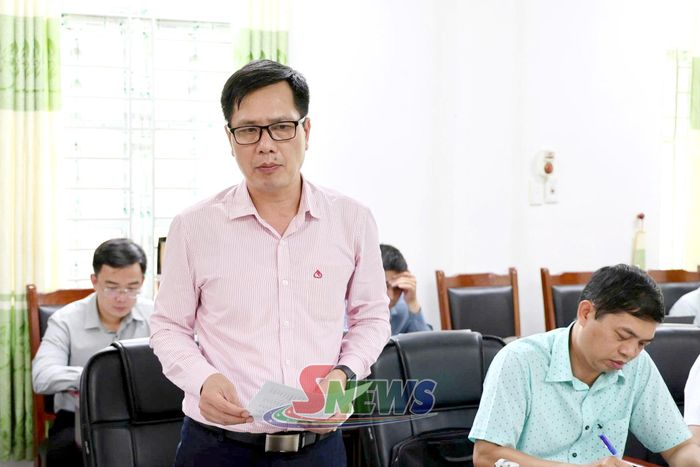 Lãnh đạo Ngân hàng CSXH tỉnh phát biểu tại cuộc làm việc.
