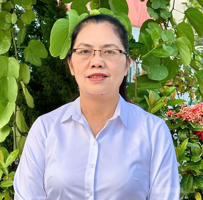 Đồng chí Nguyễn Thị Hương, Phó Chủ tịch UBND xã Hòa An.