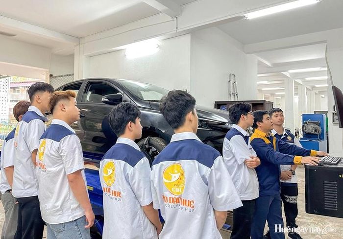 Đào tạo nghề tại Trường Cao đẳng Huế