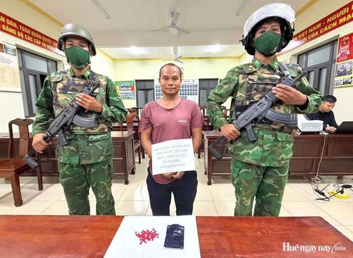  Bộ đội Biên phòng thành phố triệt phá một vụ án ma túy ở xã A Lưới 1.
