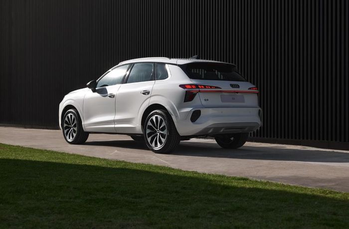 Đuôi xe Audi Q3 SUV
