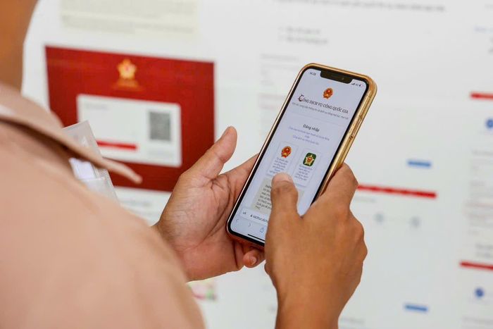 Nếu chủ xe đã chuyển quyền sở hữu phương tiện cho người khác mà chưa làm thủ tục khai báo, thông tin về phương tiện đó vẫn hiển thị gắn với thông tin trên hệ thống định danh của chủ cũ. Ảnh minh hoạ