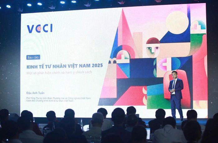 Ông Đậu Anh Tuấn: Những sáng kiến cải thiện môi trường kinh doanh tại địa phương chỉ thực sự tạo ra giá trị khi được triển khai nhất quán và mang lại thay đổi trong hoạt động thực tế của doanh nghiệp. Ảnh: VCCI.