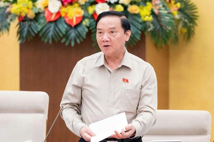 Phó Chủ tịch Quốc hội Nguyễn Khắc Định đánh giá cao việc chuẩn bị hồ sơ dự thảo, tinh thần cầu thị, nghiêm túc, chủ động, khẩn trương của Chính phủ và của cơ quan chủ trì soạn thảo là Bộ Xây dựng. Ảnh: Media Quốc hội.