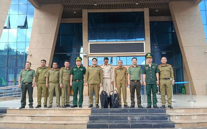 Các nhà chức trách 2 nước làm việc để tiến hành trục xuất các đối tượng nhập cảnh trái phép.