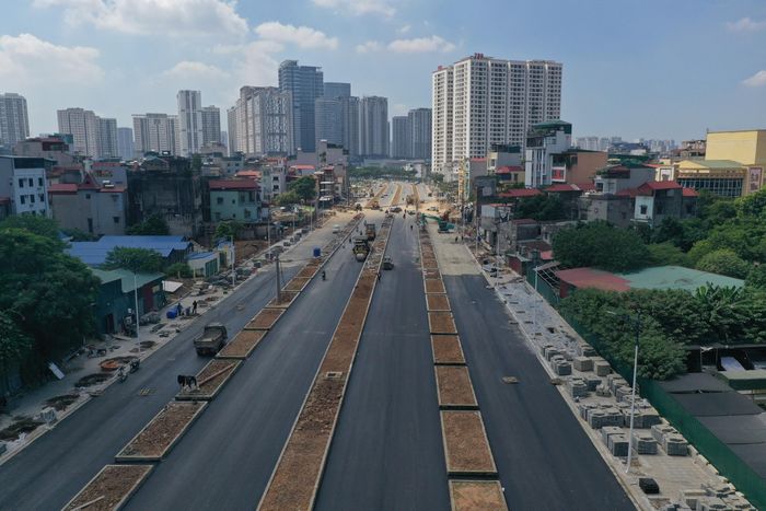 Tại đoạn tuyến Vành đai 2,5 đi qua phường Xuân Đỉnh đã cơ bản hoàn thành, máy móc nhân lực của nhà thầu đang hoàn thiện nốt phần việc còn lại của dự án.Đoạn này có chiều dài 582m là mắt xích quan trọng kết nối các đại đô thị như khu đô thị Tây Hồ Tây, khu đô thị Ngoại giao đoàn và Khu đô thị Nam Thăng Long.Sau khi hoàn thành dự án góp phần giảm áp lực giao thông vào giờ cao điểm, nâng cao năng lực kết nối đô thị, thúc đẩy phát triển kinh tế - xã hội. Tuyến đường được kỳ vọng tạo thêm hướng lưu thông kết nối khu vực Cầu Giấy - Dịch Vọng, góp phần giảm áp lực cho các tuyến Cầu Giấy, Trần Thái Tông, Dương Đình Nghệ và từng bước hoàn thiện hệ thống hạ tầng giao thông khu vực phía Tây Hà Nội.