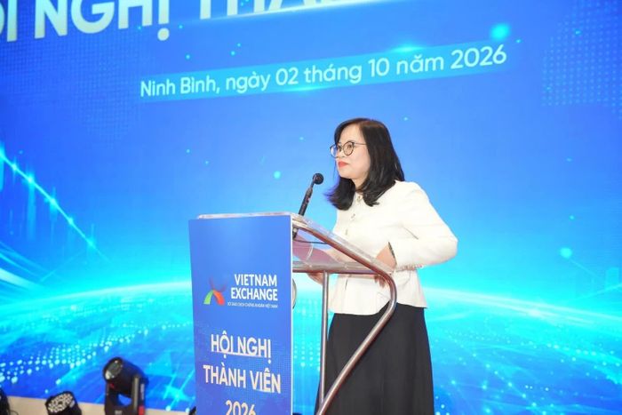 Phó Chủ tịch UBCKNN Lê Thị Việt Nga phát biểu.