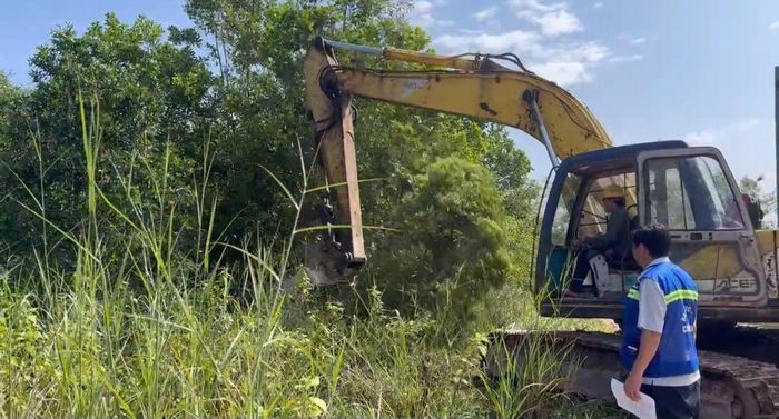 Qua đợt cao điểm xử lý vi phạm thu lại nhiều diện tích đất công cho Nhà nước.