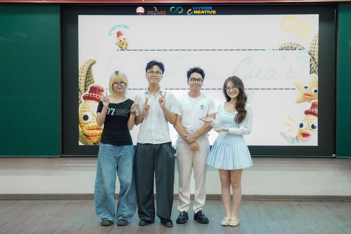Đội hình đa sắc màu, đầy cá tính của Mentor Tô Minh Chí.