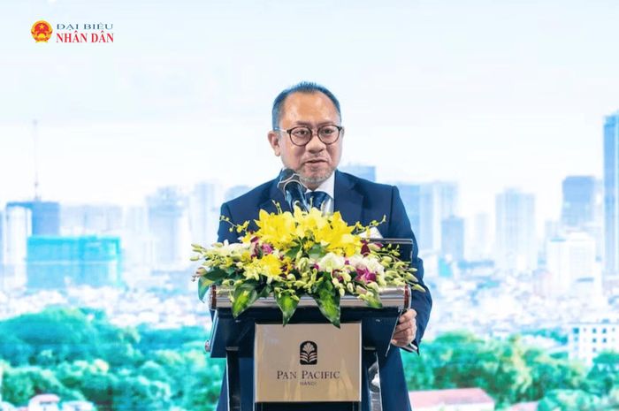 Giám đốc điều hành Ban Thư ký APEC quốc tế Eduardo Pedrosa phát biểu. Ảnh: Hồng Nhung