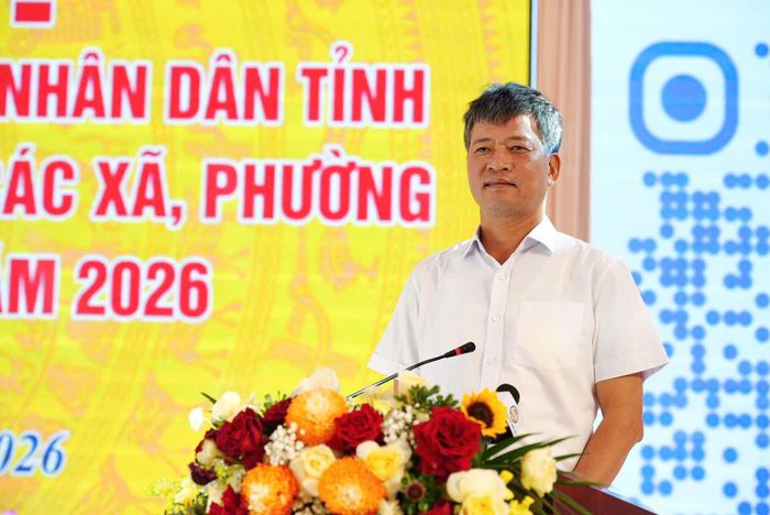 Phó Chủ tịch Thường trực HĐND tỉnh Hưng Yên Lê Xuân Tiến phát biểu khai mạc hội nghị. Ảnh: Nguyễn Ánh