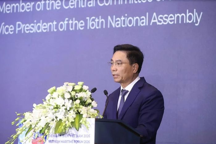 Phó Chủ tịch Quốc hội, Thượng tướng Nguyễn Doãn Anh dự và phát biểu khai mạc Diễn đàn. Ảnh: Thành Long/Báo Thế giới và Việt Nam
