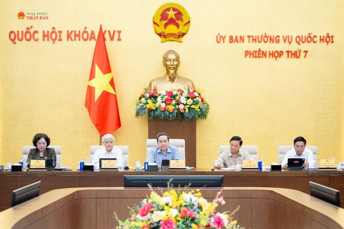 Chủ tịch Quốc hội Trần Thanh Mẫn chủ trì phiên họp