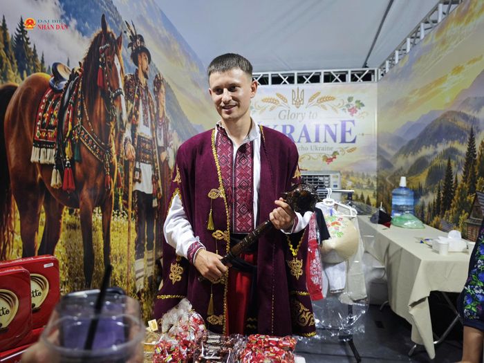 Gian hàng giới thiệu văn hóa Ukraine