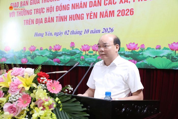 Phó Chủ tịch HĐND tỉnh Đặng Thanh Giang phát biểu khai mạc tại hội nghị. Ảnh: Nguyễn Thơi