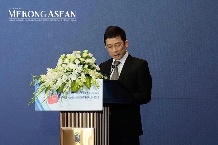 Ông Nguyễn Duy Hưng, Phó Trưởng Ban Chính sách, chiến lược Trung ương chia sẻ tại diễn đàn. Ảnh: Mộc An/Mekong ASEAN.