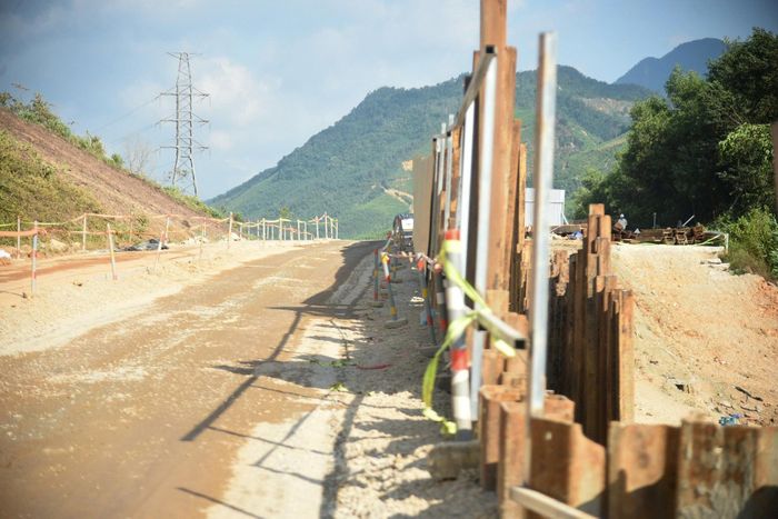 Giải ngân dự án giao thông trọng điểm đạt 40,7%. Ảnh minh họa