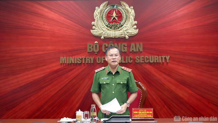 Thứ trưởng Nguyễn Văn Long ghi nhận và đánh giá cao sự nỗ lực, phối hợp của Cơ quan Thường trực Ban Chỉ đạo với các cơ quan đầu mối của các Tổ công tác.