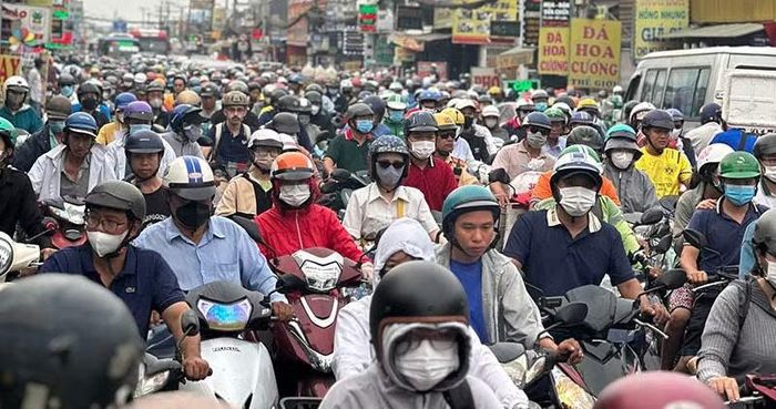Ùn tắc phương tiện trên một đoạn đường ở TP Hồ Chí Minh.