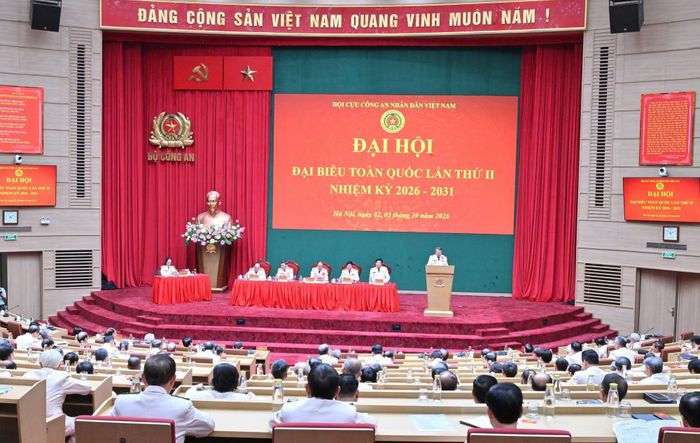Toàn cảnh phiên thứ nhất Đại hội đại biểu toàn quốc Hội Cựu CAND Việt Nam lần thứ II.