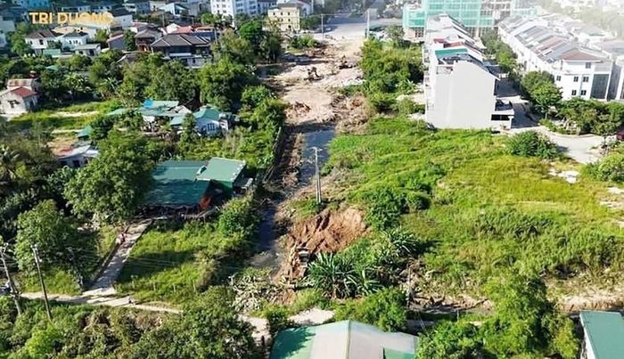 Đoạn đường Lê Mao kéo dài tại Nghệ An đang được giải phóng mặt bằng để triển khai dự án.