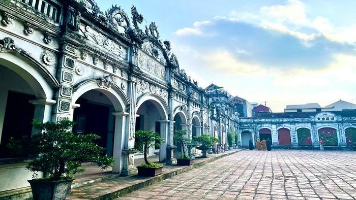 Quang cảnh chùa 