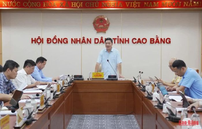 Trưởng Ban Văn hóa - Xã hội, HĐND tỉnh La Văn Hồng kết luận cuộc họp.