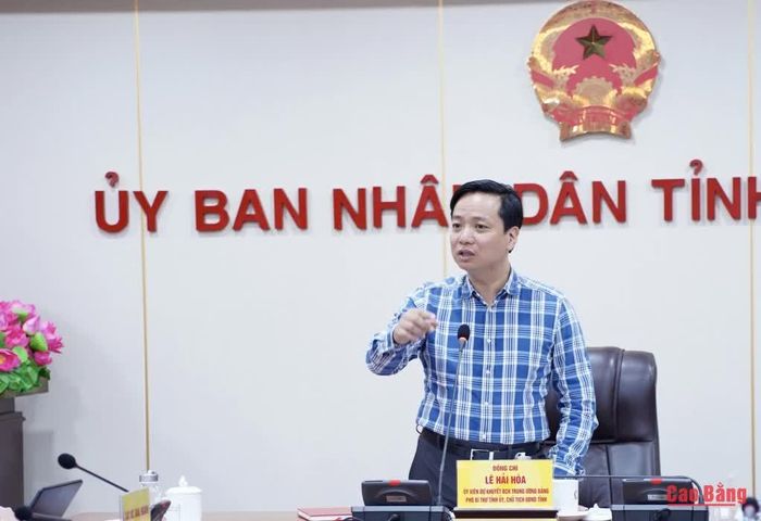 Phó Bí thư Tỉnh ủy, Chủ tịch UBND tỉnh Lê Hải Hòa kết luận cuộc họp.