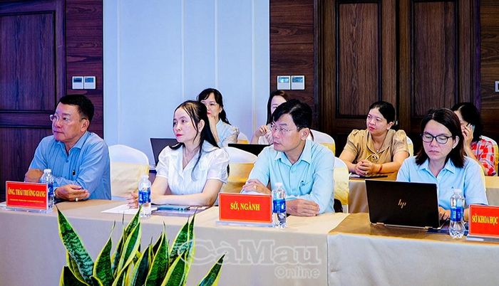 Tại hội nghị, các đại biểu được thông tin về quy định kỹ thuật đối với sản phẩm xuất khẩu.