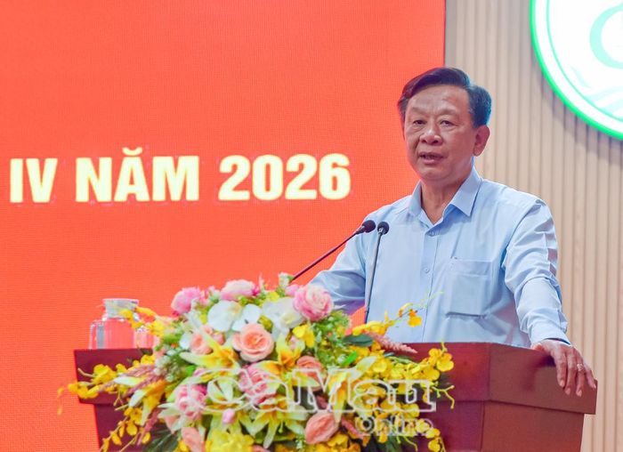 Đồng chí Hồ Trung Việt, Trưởng Ban Tuyên giáo Tỉnh uỷ, nhấn mạnh công tác tuyên giáo, công tác tư tưởng phải đi trước một bước để tạo sự động thuận và phát huy sức mạnh Nhân dân trong thực hiện Nghị quyết của Đảng.
