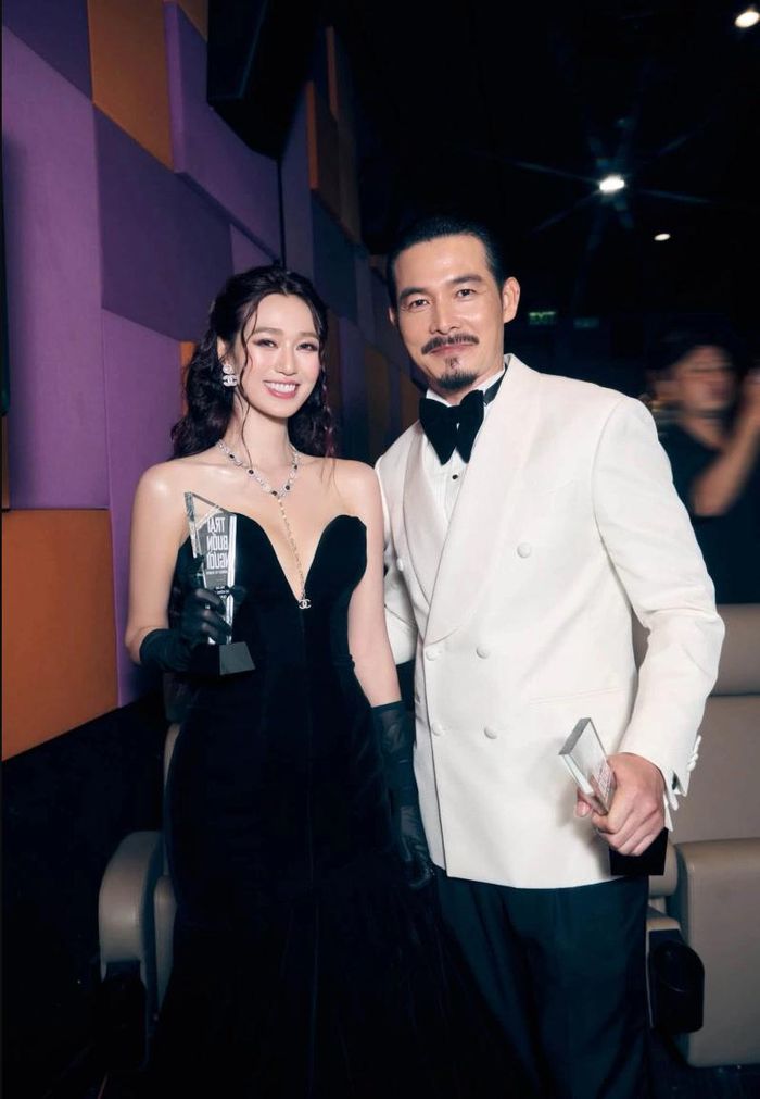 Khánh My và bạn diễn Quách Ngọc Ngoan.