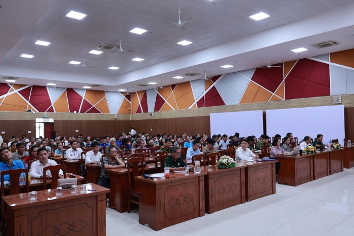 Quang cảnh hội nghị 