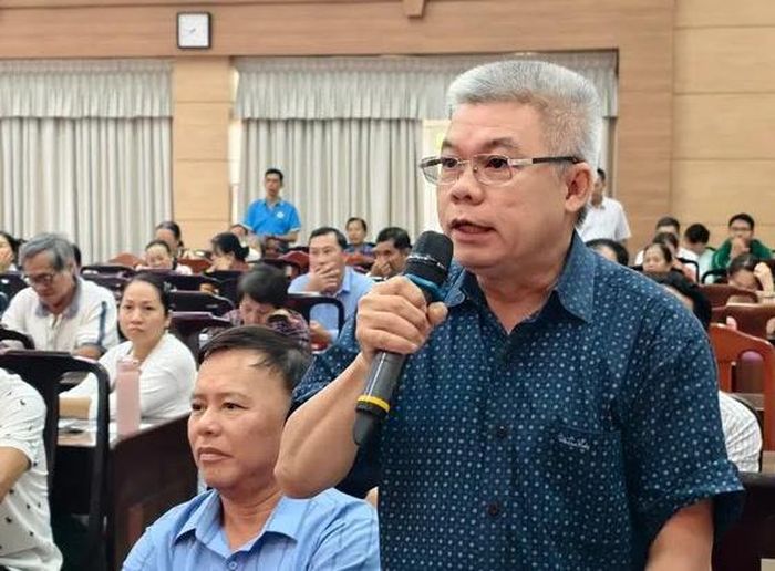 Đại diện cử tri nêu ý kiến