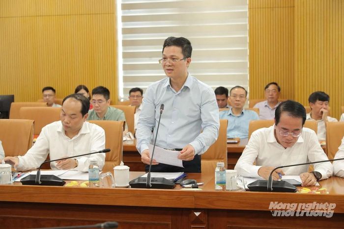 Ông Nguyễn Văn Long, Vụ trưởng Vụ Khoa học và Công nghệ phát biểu tại Hội nghị. Ảnh: Khương Trung.