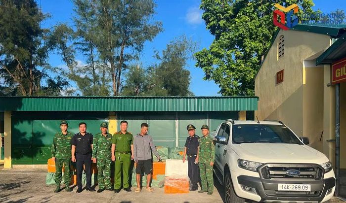 Lực lượng chức năng Quảng Ninh vừa phát hiện, bắt giữ vụ vận chuyển 960kg trứng gà non đông lạnh không rõ nguồn gốc.