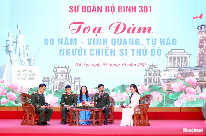 Khác mời chia sẻ về những câu chuyện tiếp nối truyền thống lực lượng vũ trang Thủ đô. Ảnh: MT