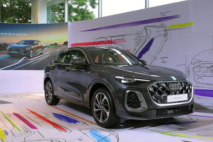 Audi Q5 mới vừa ra mắt, nhưng chưa có biến thể có khả năng di chuyển thuần điện. Ảnh: Hoàng Linh