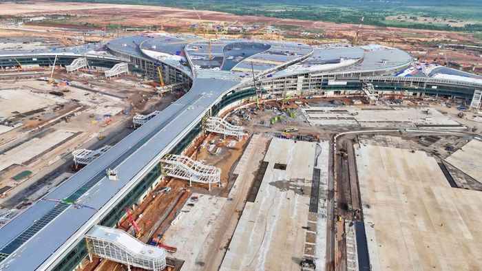 Sân bay Long Thành sẽ khai thác thương mại vào tháng 12-2026. Ảnh: Minh Tuệ