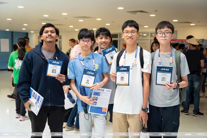 Các thí sinh IOAA 2026 đã hoàn thành các nội dung tranh tài vào chiều 2-10. Ảnh: BTC